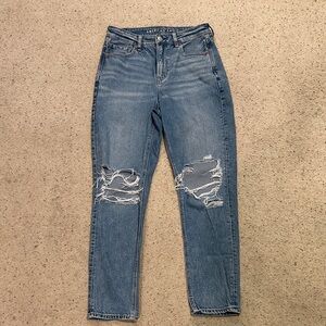 American Eagle Outfitters Women's Distressed Blue Jeans